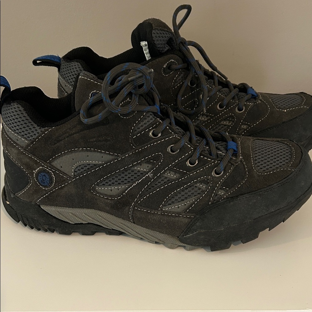 Coleman Gray Athletic Lace-Up Shoes with Blue Accents